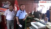 Mersin'de Ruhsatsız İşyerleri Mühürlendi, Esnaf 'Siyasi' Dedi