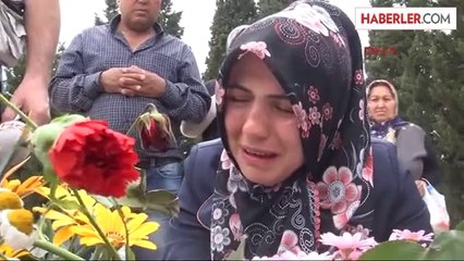 Acılı Eş, 1 Yaşındaki Bebekleriyle Mezar Başında Feryat Etti