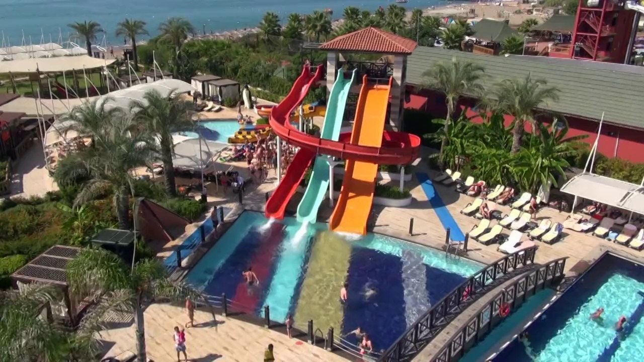 Crystal Family Resort & Spa
