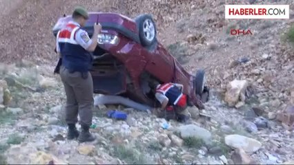 Otomobil Uçuruma Yuvarlandı: 1 Ölü, 1 Yaralı