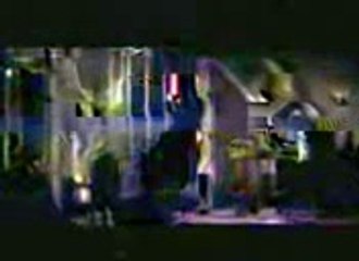 ek main howan ek tu mujra song