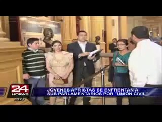 Juventud Aprista llevó 7800 firmas al Congreso en contra de la Unión Civil