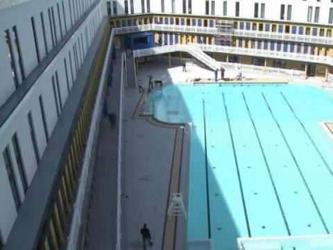 La piscine Molitor à Paris suscite la polémique - 21/05