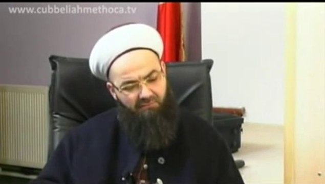 Cübbeli Ahmet Hoca - Tilavet Secdesi Hemen mi Yapılmalı.mp4