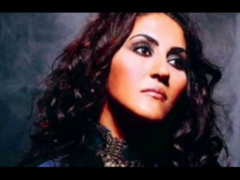 Aynur Doğan = Yoluna Yoldaş Olam 2013