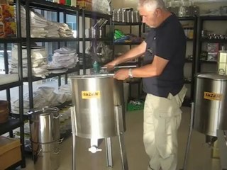 Bal Süzme Makinası