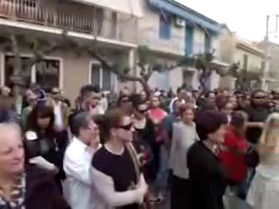 Αποχαιρετισμός στην Άννα Πολλάτου.