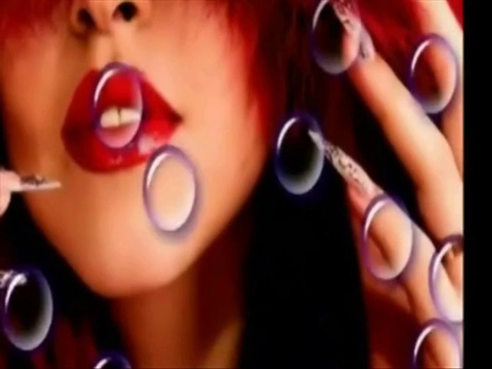 •♥•YÜREĞİMDESİN YAR SENİ SEVİYORUM•♥•