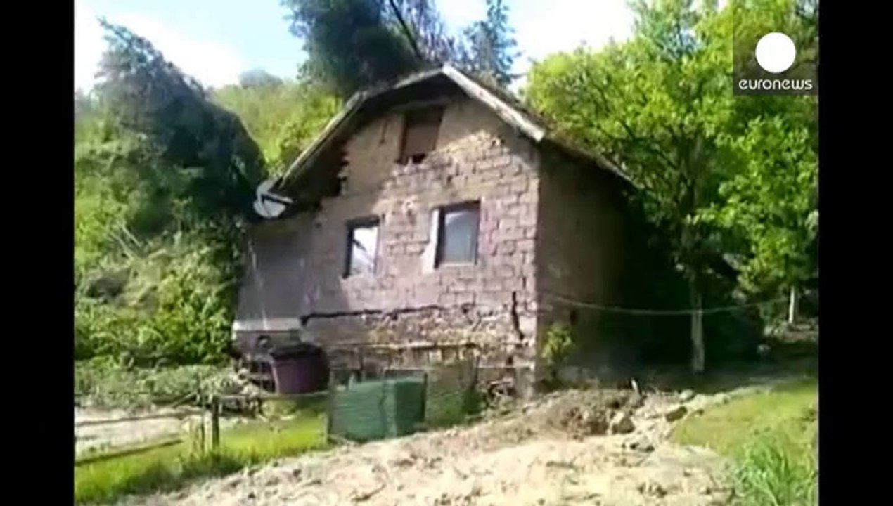 Les Balkans déjà ravagés par les inondations craignent de nouvelles crues