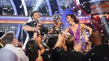 Celebs - Behind the Scenes at the Dancing with the Stars Finale: Maks and Meryl Talk Dating Rumors, Derek Hough Shares his Kissing Trick and More!