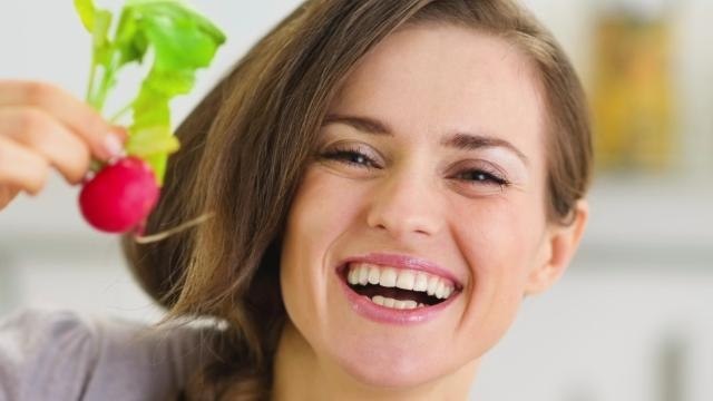 Radishes, Tomatoes, Other Natural Foods For Flawless Skin