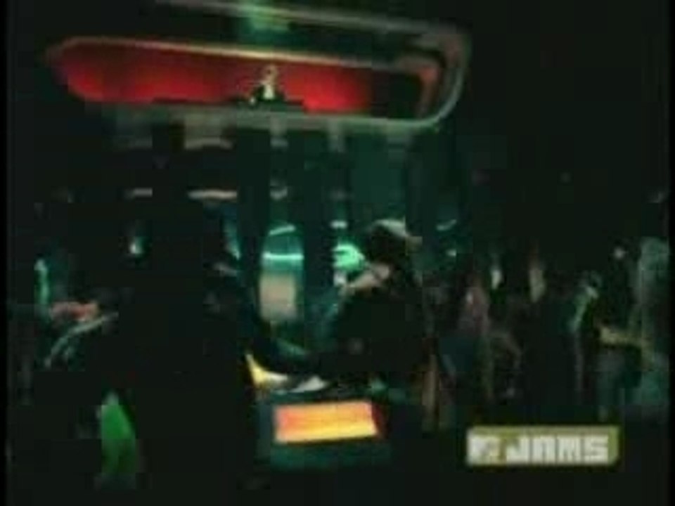 .:: Rihanna ::. ==>> Pon de Replay