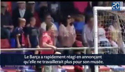 Elle est virée par le Barça pour avoir imité un singe en tribune