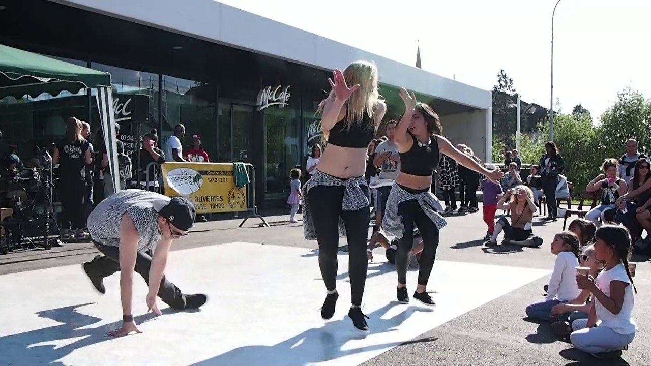 Spectacle hip hop: Erine et la troupe