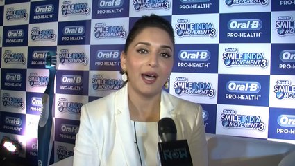 Aishwarya Rai Bachchan's First Appearance – Hot Or Not.