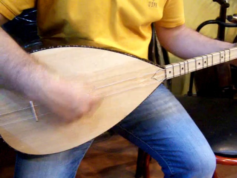 kısa sap gitar burgulu kaliteli saz