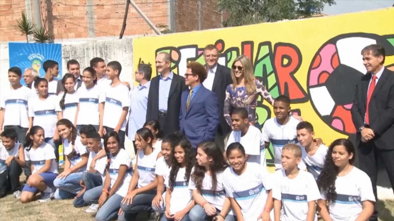 WM 2014: Ronaldo eröffnet Football-for-Hope-Festival