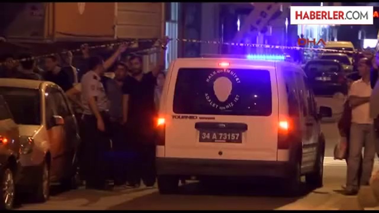 İstanbul Esenler'de Cinnet Getiren Üvey Baba, Eşi ile İkiz Kızlarını Tabancayla Öldürdükten Sonra...