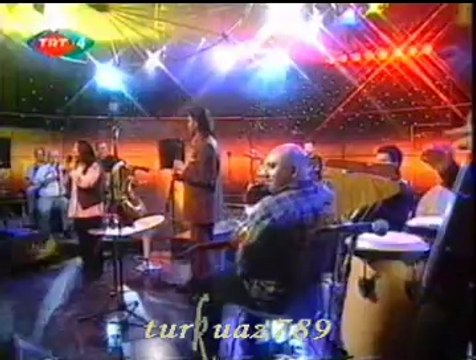 Sabahat AKKİRAZ-Kınalı Kar