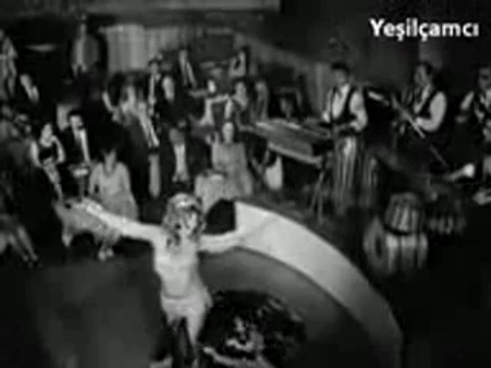 İşte Deve İşte Hendek Filminden