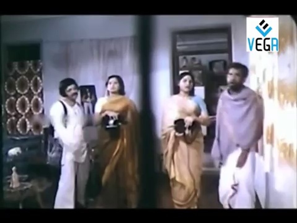 Manmadha leelai Movie Comedy Scene -15
