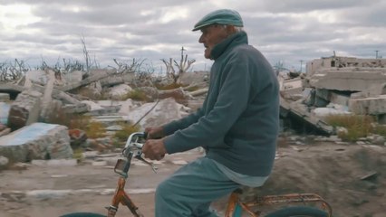 Danny MacAskills in an abandoned city:  Epecuén - Trailer!