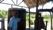 Fabrication d'huile essentielle à Madagascar