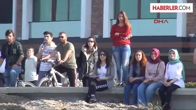 Polise Denizde Ceset İhbarı Geldi, Ağaç Dalı Çıktı