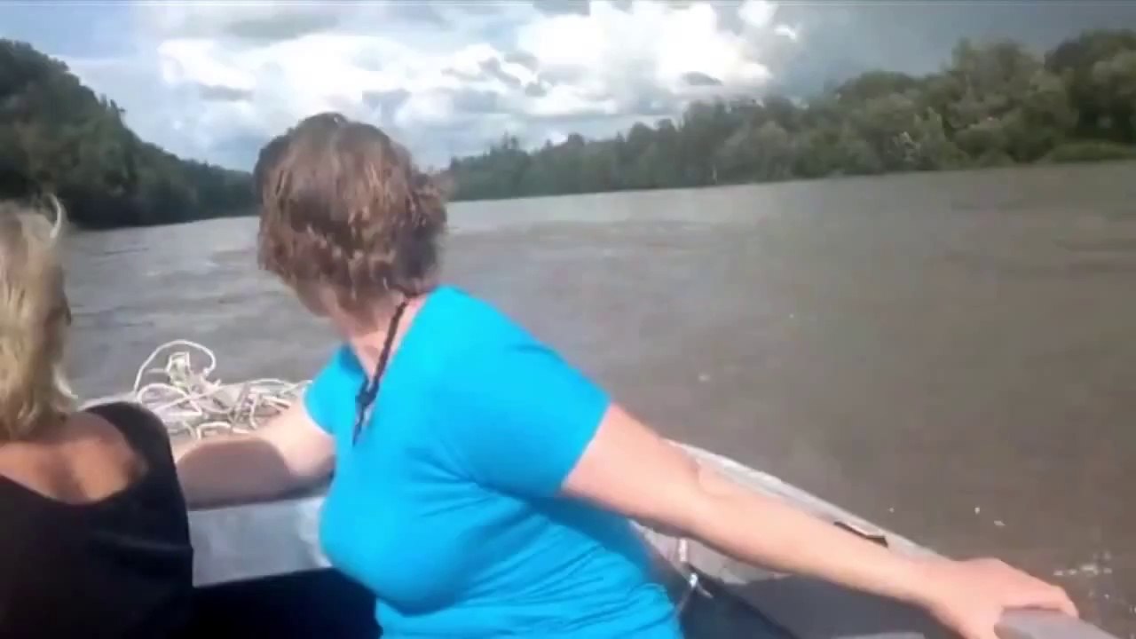 Russian Truck Proves That Russian Trucks Don't Need No Roads