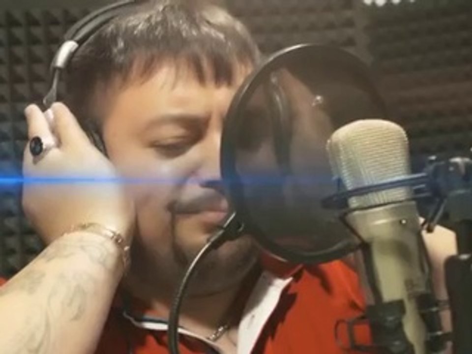 Nesrin & Hüseyin Kağıt -  Kupa Kızı ( 2014 ) Klip