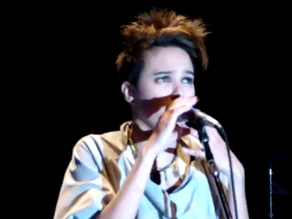 Maria Gadú - Ne Me Quitte Pas