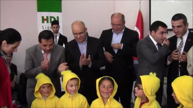 PAZARYERİ MESLEK YÜKSEK OKULUNDA BİR ÇANTA DOLUSU UMUT PROJESİ ETKİNLİĞİ(İBRAHİM ÖZTOSUN)