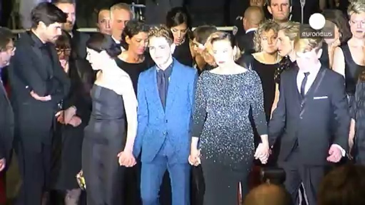 Le jeune Xavier Dolan et le doyen Ken Loach séduisent Cannes