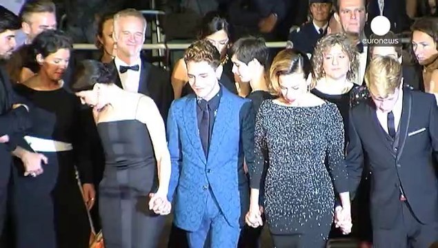 Cannes'da biri genç biri duayen iki yönetmen görücüye çıktı