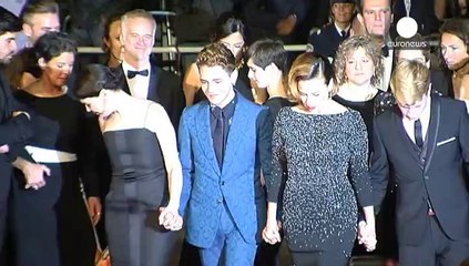 Cannes'da biri genç biri duayen iki yönetmen görücüye çıktı