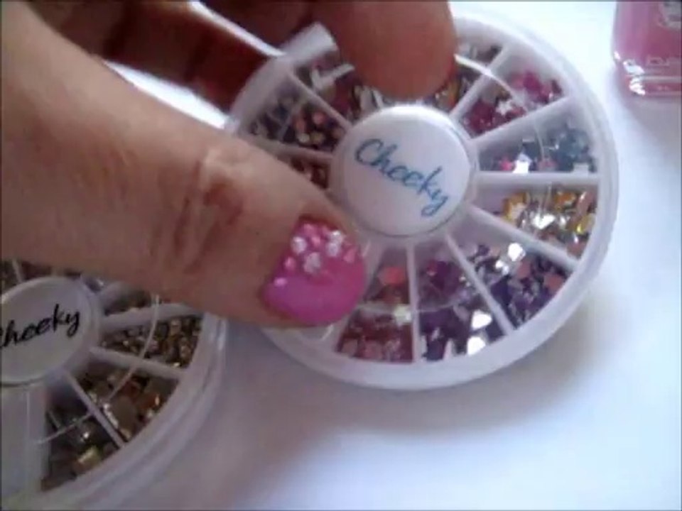 Nail art clous,strass perles mélangés tutoriel