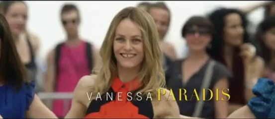 Sous les jupes des filles