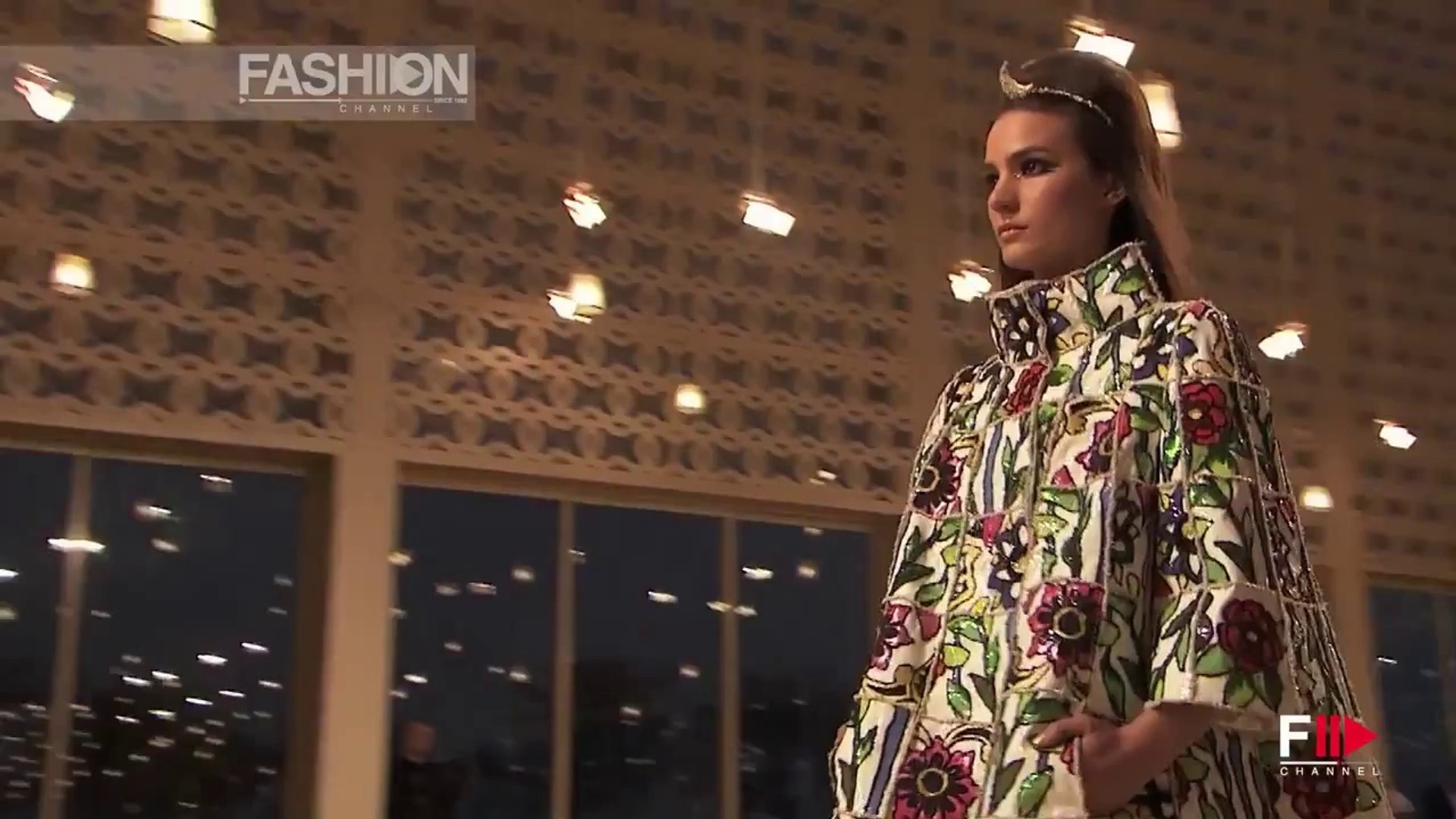 CHANEL Cruise Collection 2014:15 in Dubai Full show HD by Fashion Channel  - video Dailymotion