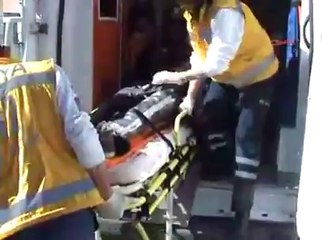 Liseli Kız, 20 Metre Yükseklikten Kayalıklara Atladı - KonyaMesaj