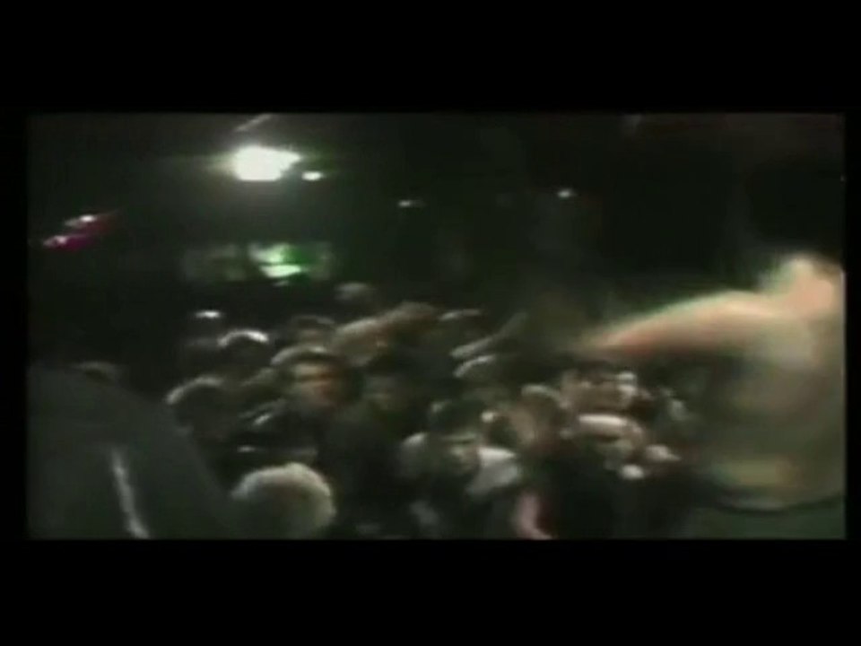 Peter and the Test Tube Babies - Banned from the pubs (lyrics on video)  (live 1983)