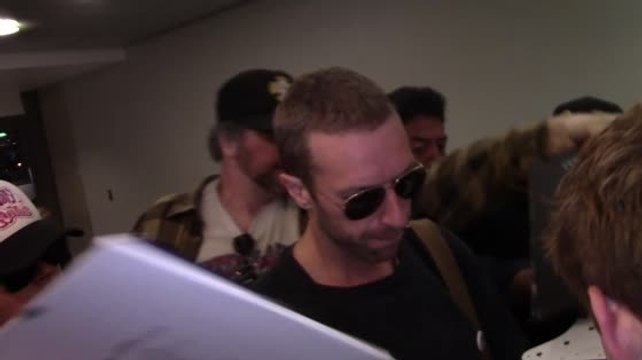 Chris Martin Politely Avoids Gwyneth Paltrow Questions