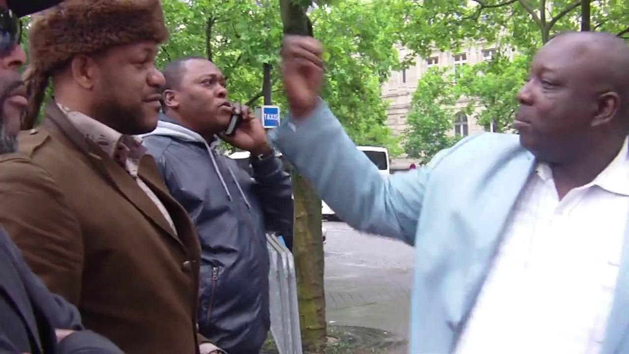 Odon Mbo et les autres combattants ba lingi ba beta deux individus suspecté d’être des Colabos