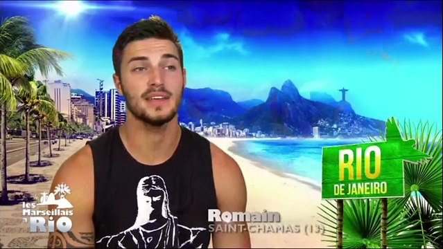 Kim et Kelly en compétition pour le poste de danseuse au carnaval !