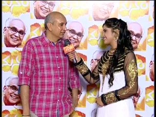 celebrites in manam premier show 01