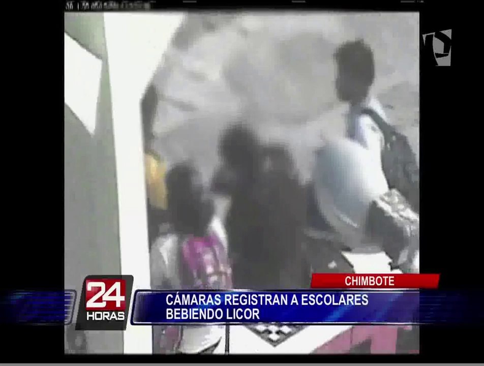 Chimbote: sorprenden a escolares bebiendo licor en plena vía pública