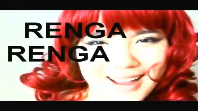 Sertab Erener Şarkısı Söyleyen Doğu Asyalı Kız