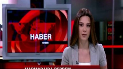 Cnn Türk Canlı yayında depreme böyle yakalandı