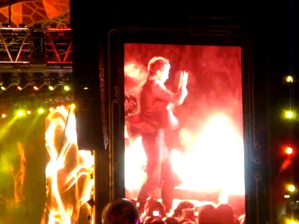 Take That - Relight My Fire (end)