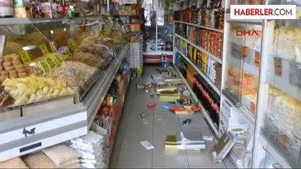 AK Parti İlçe Başkanlığı'nın Bulunduğu Binada Çatlaklar Oluştu