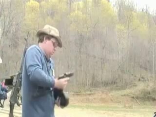 World Fastest Handgun - http://mnmfunmaza.blogspot.com/